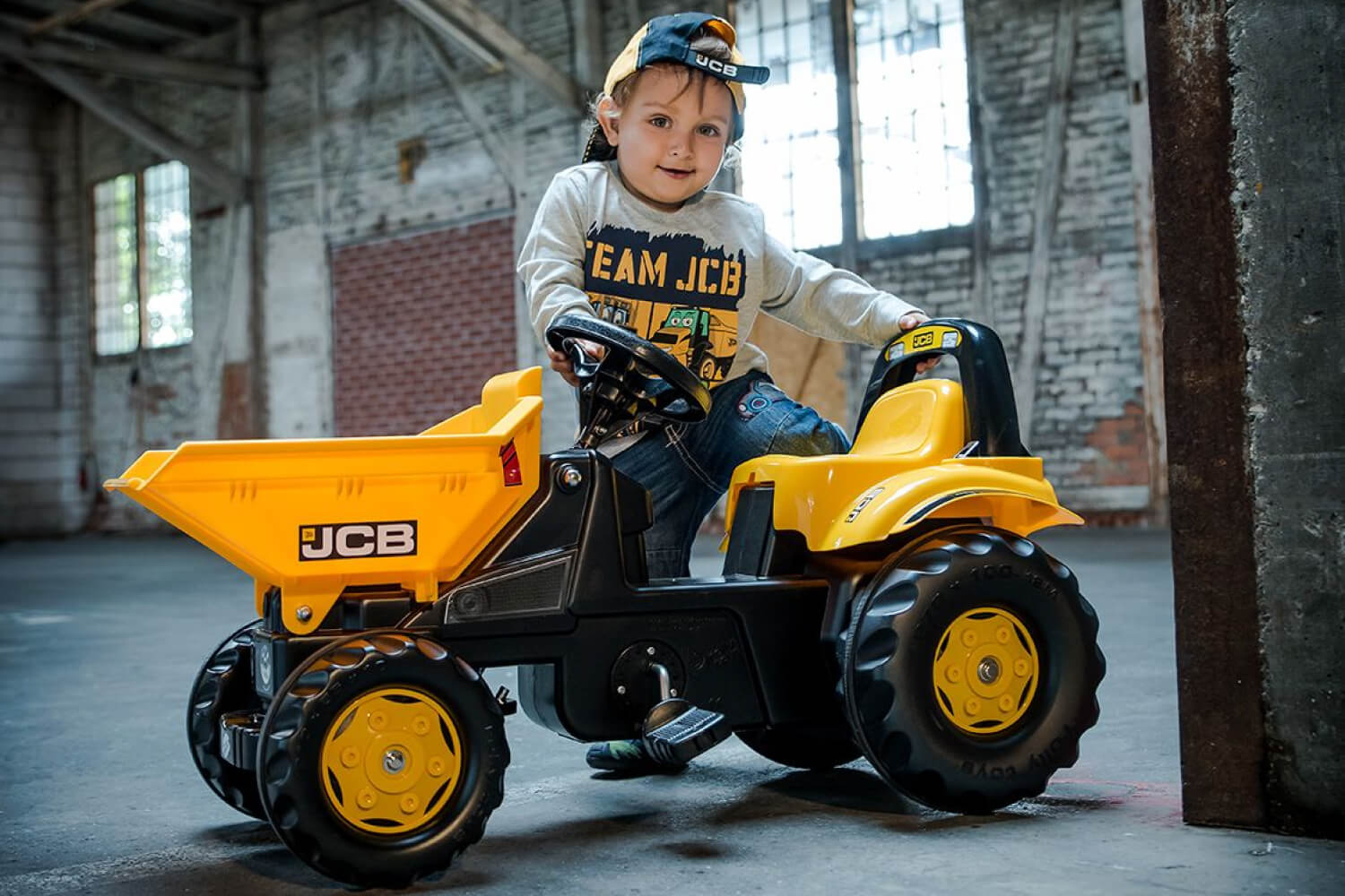 Ride-On Construction Toy for Children RollyKid Dumper JCB – Farmtoyz